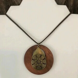 Teardrop Mandala & Circle Wood Necklace Leather Cord NWT